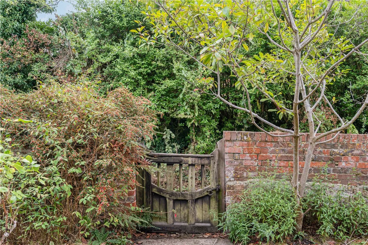 Cues Lane, Bishopstone, SN6, photo 16