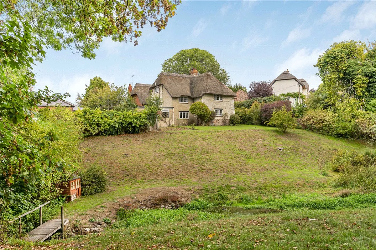Cues Lane, Bishopstone, SN6, photo 2