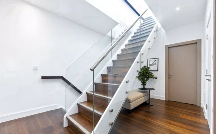Finchley Road, Swiss Cottage, NW3, photo 15