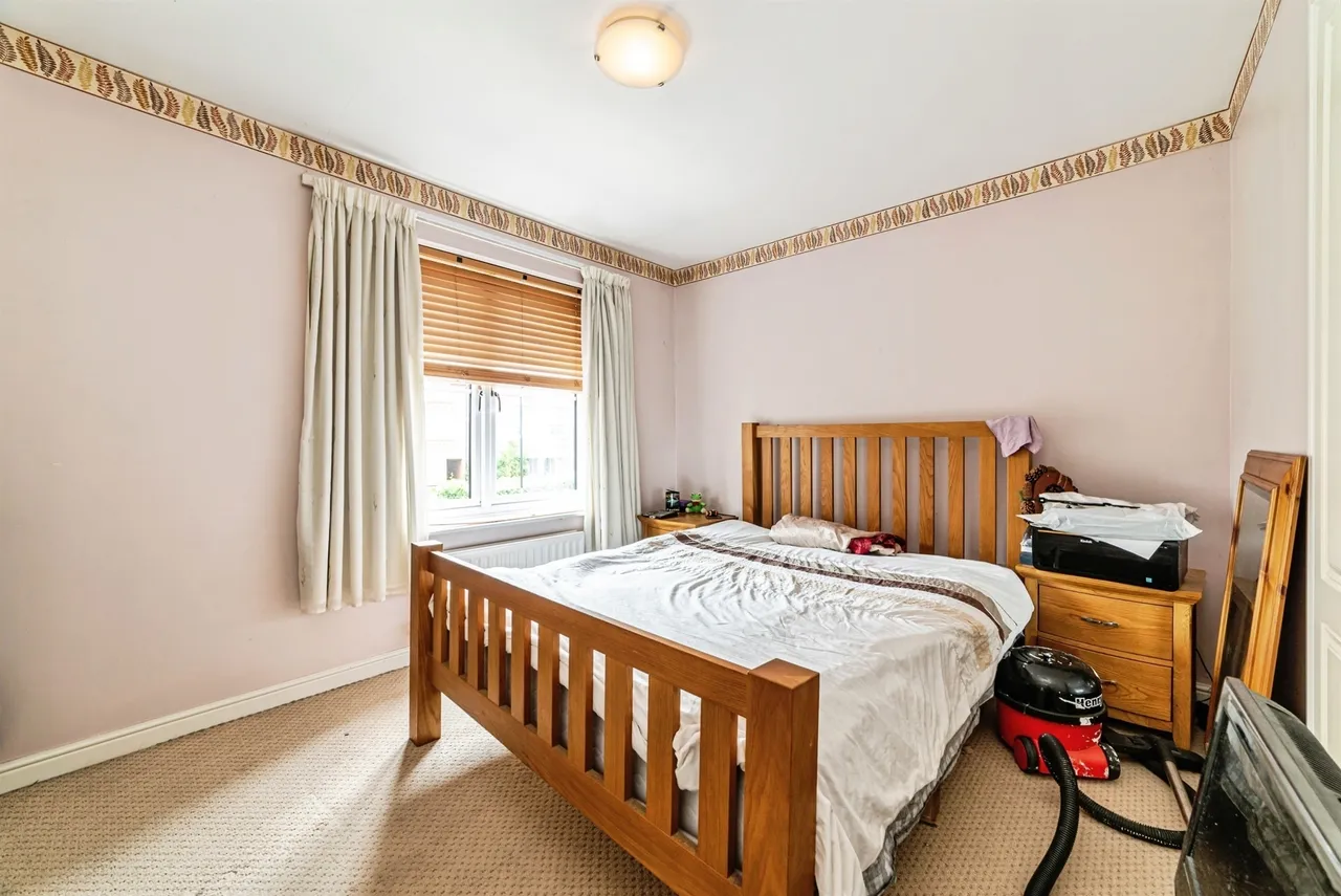 Park Prewett Road, Basingstoke, RG24, photo 10