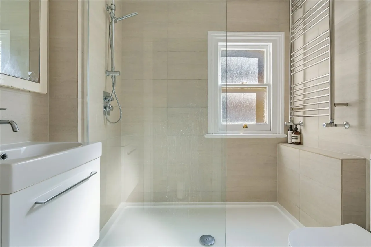 Battersea Rise, London, SW11, photo 7