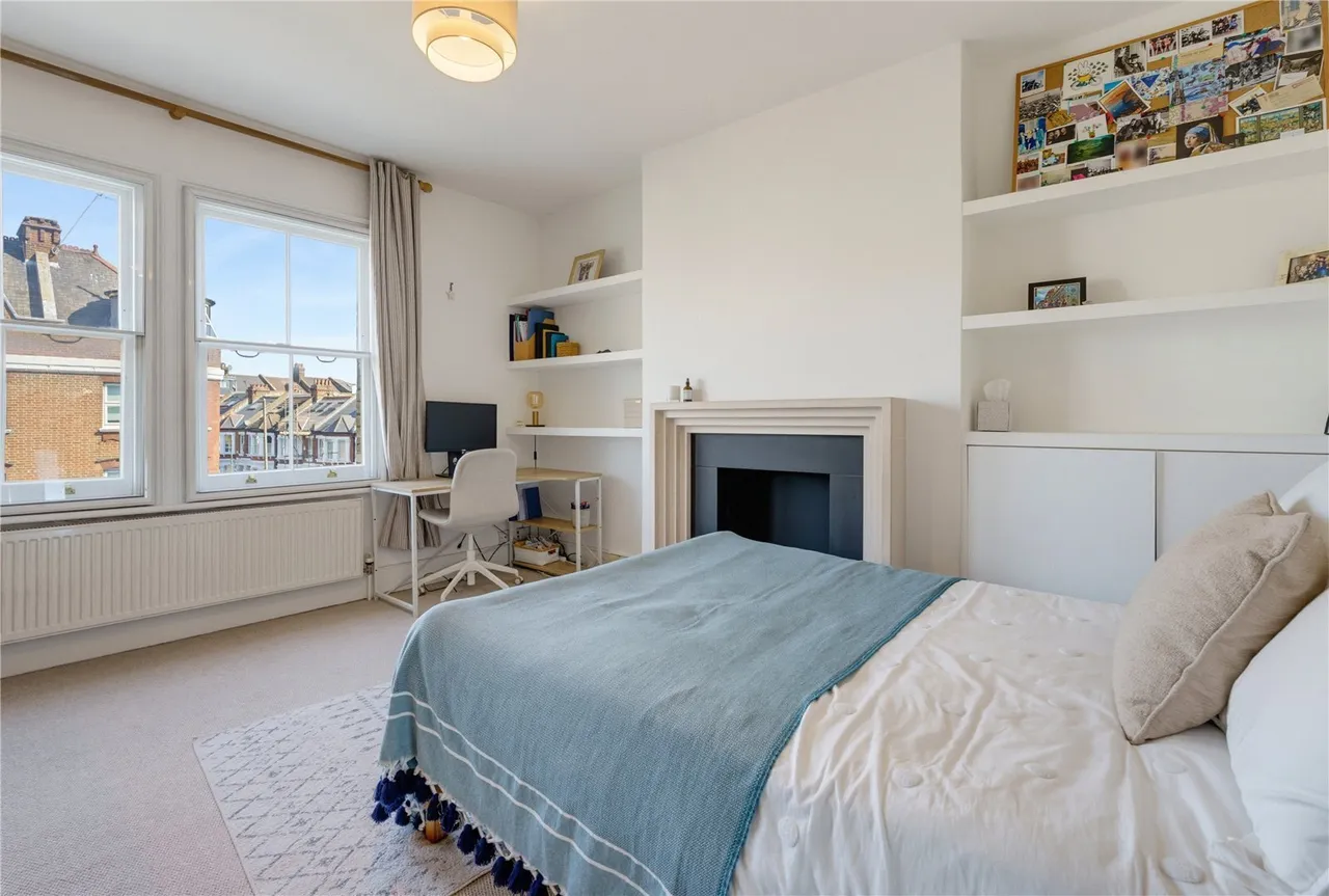 Battersea Rise, London, SW11, photo 4