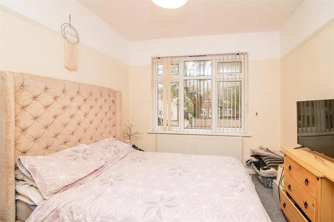 Hales Lane, Smethwick, B67, photo 8