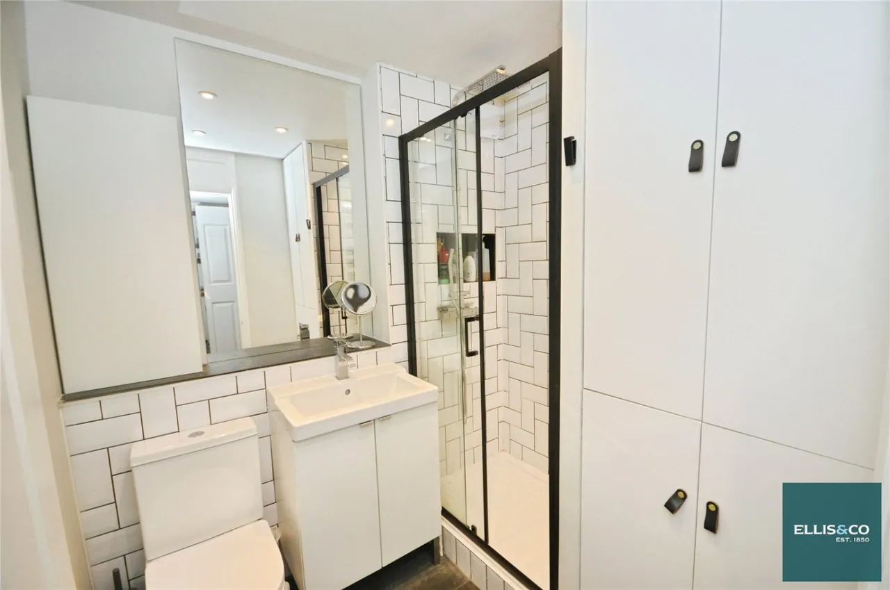 Greenway Close, Friern Barnet, N11, photo 6