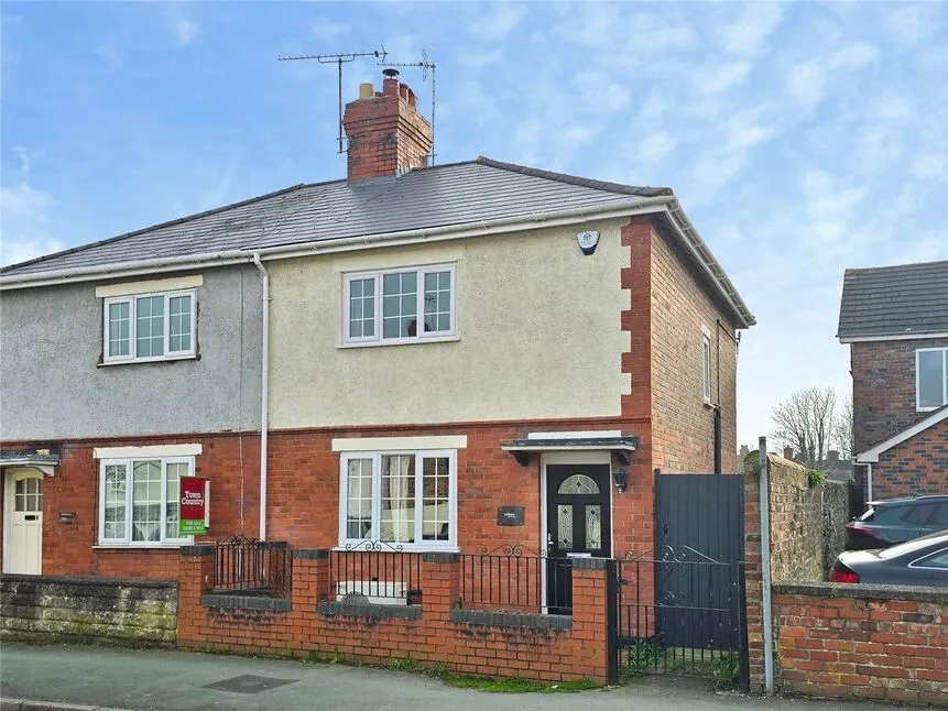 2 bed house for sale — Willow Street, Oswestry, Shropshire, SY11