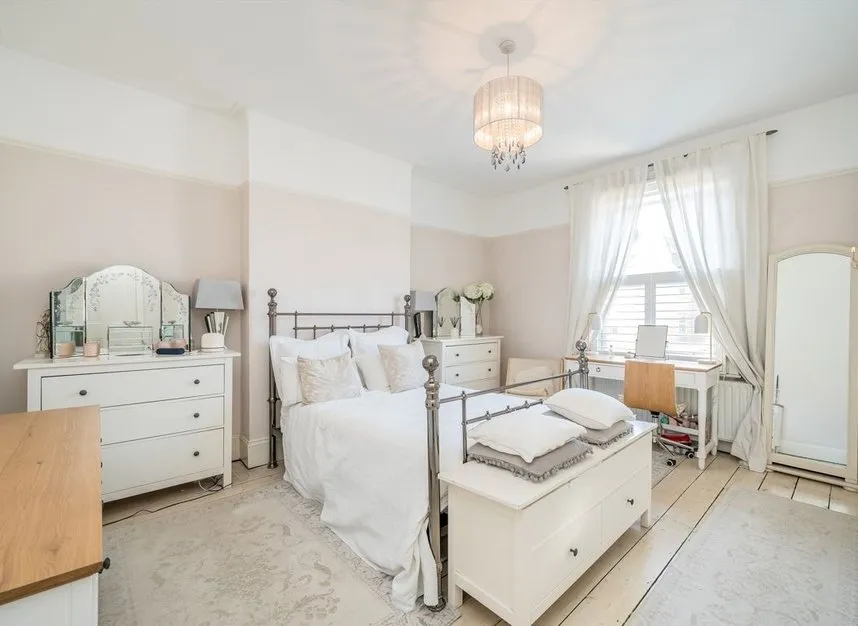 Windmill Road, Brentford, TW8, photo 6
