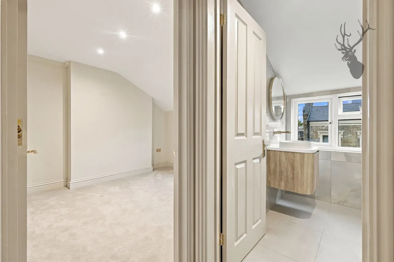 Middleton Road, London, E8, photo 13