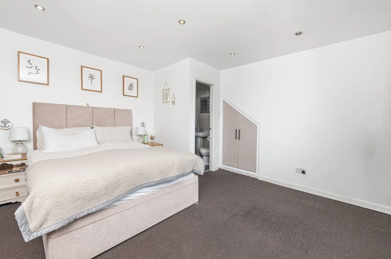 Manston Terrace, Leeds, LS15, photo 11