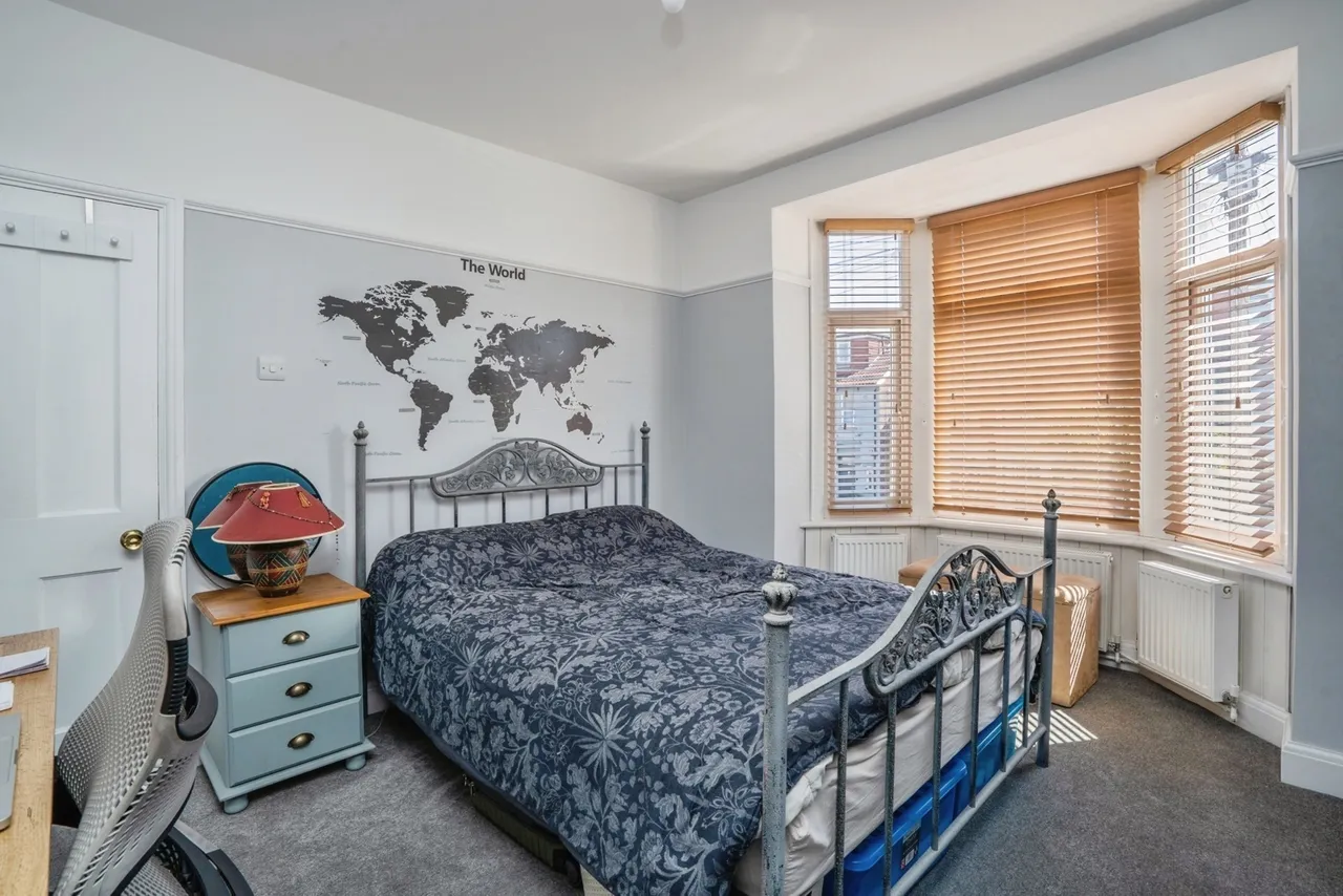 Langstone Road, Portsmouth, PO3, photo 17