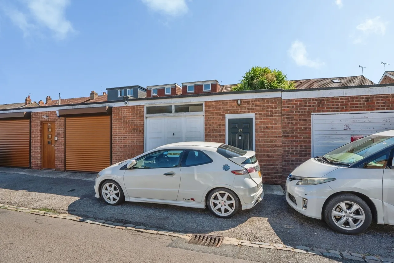 Langstone Road, Portsmouth, PO3, photo 12