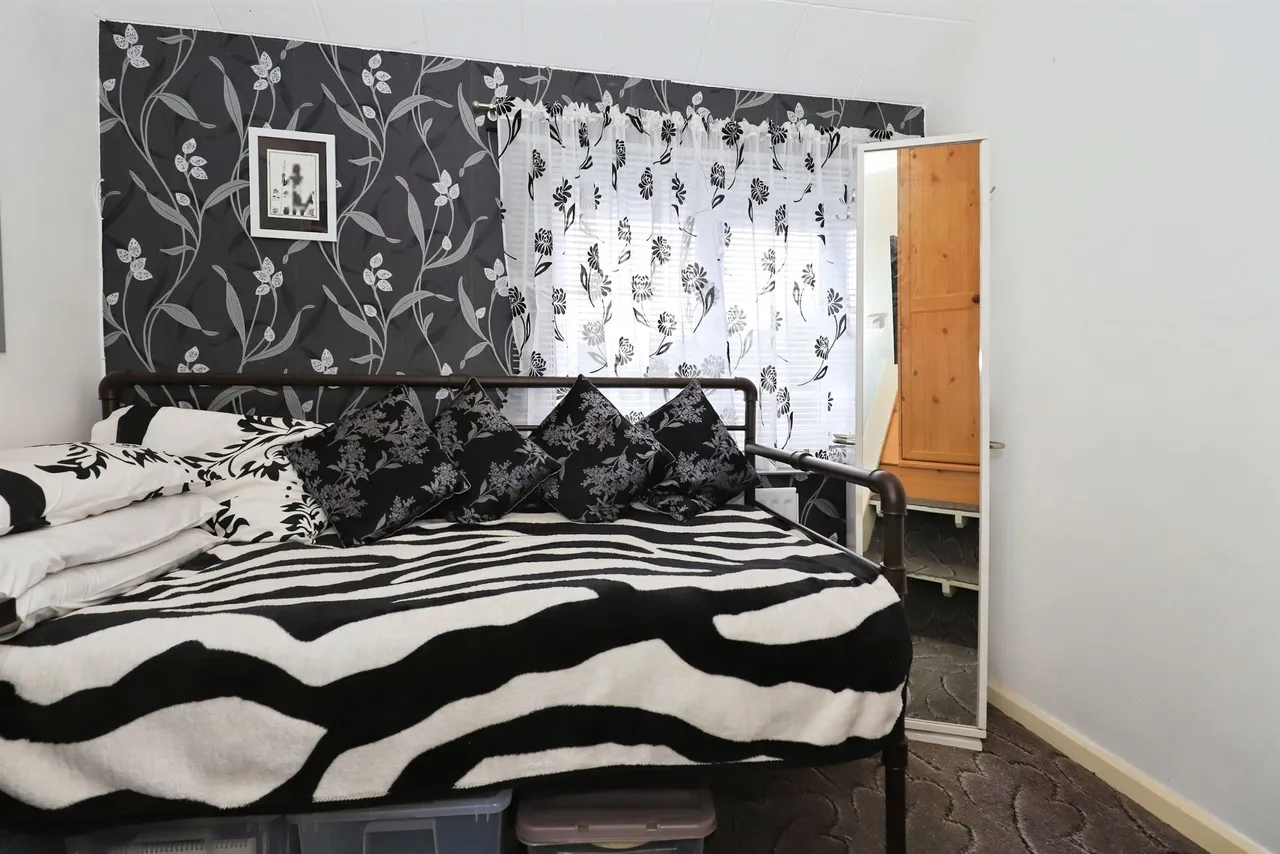 Bowmans Rise, Wolverhampton, WV1, photo 14