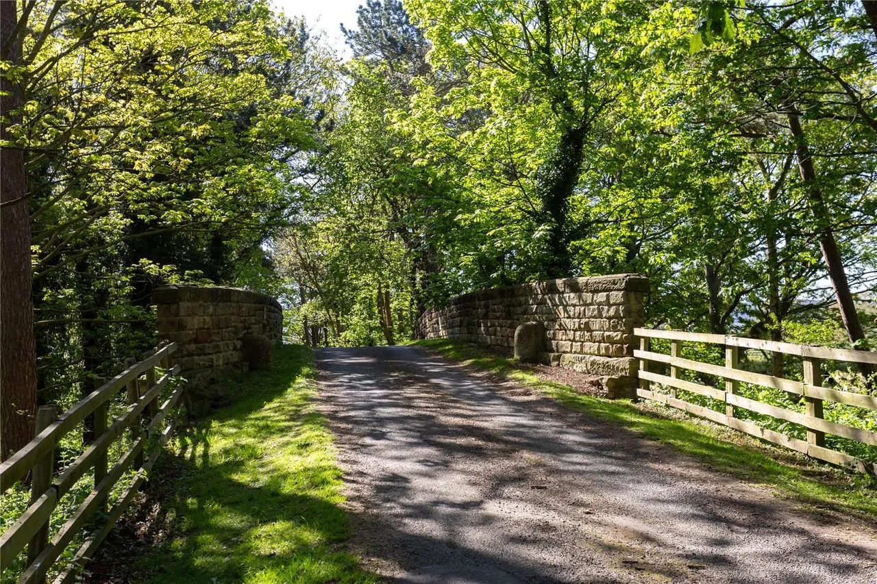 Busby, Stokesley, TS9, photo 25
