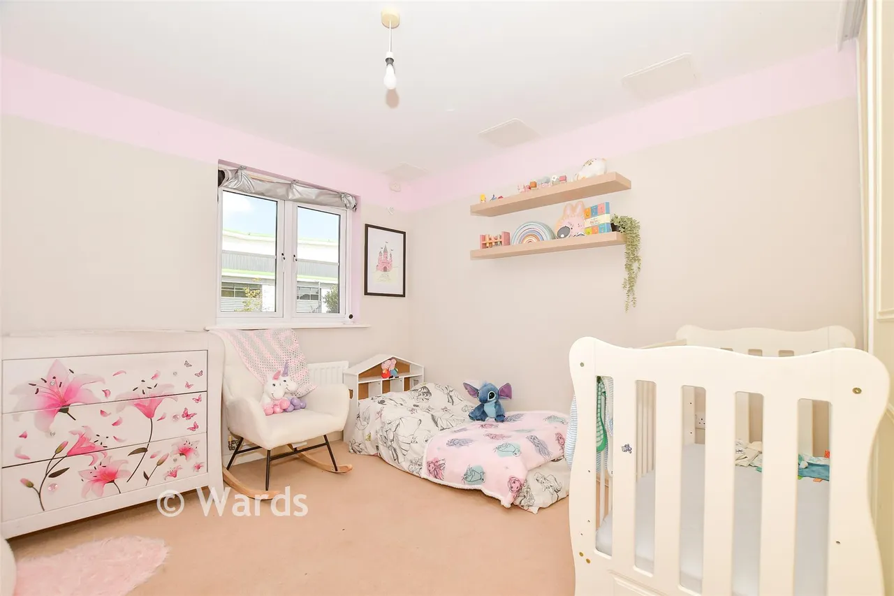 Sherwood Avenue, Larkfield, ME20, photo 8