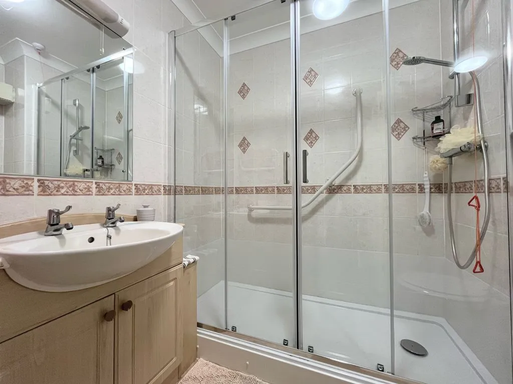 Chester Road, Streetly, B74, photo 15