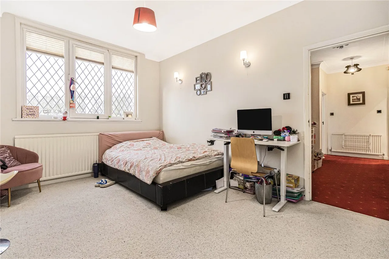 Fairgreen, Hadley Wood, EN4 0QS, photo 18