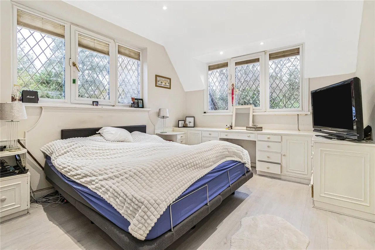 Fairgreen, Hadley Wood, EN4 0QS, photo 14
