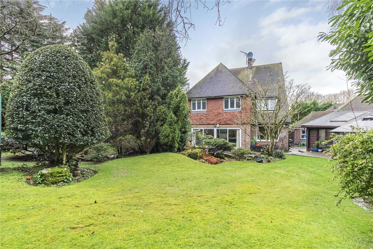 Fairgreen, Hadley Wood, EN4 0QS, photo 28