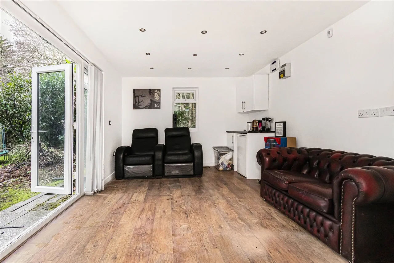 Fairgreen, Hadley Wood, EN4 0QS, photo 25