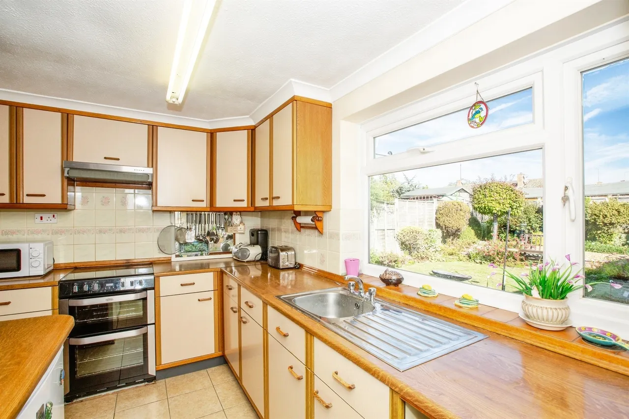 Langham Road, Wellingborough, NN9, photo 5