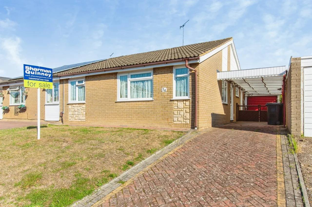 3 bed house for sale, Langham Road, Wellingborough, NN9