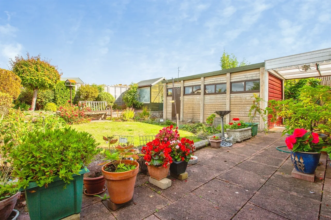 Langham Road, Wellingborough, NN9, photo 9