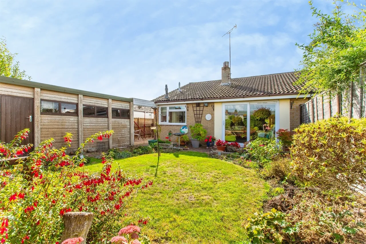 Langham Road, Wellingborough, NN9, photo 12