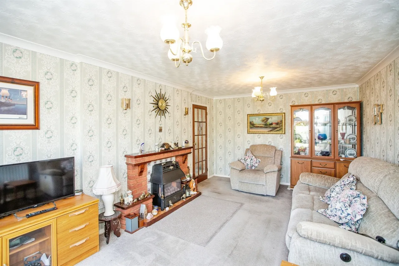 Langham Road, Wellingborough, NN9, photo 6