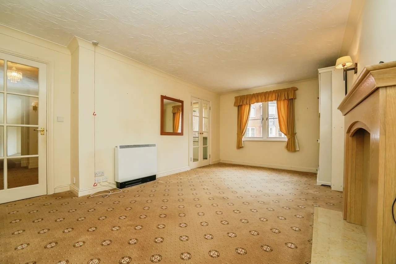 Westgate Street, Gloucester, Gloucestershire, GL1, photo 3