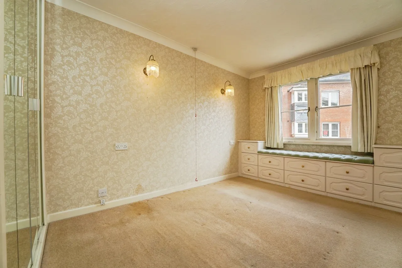 Westgate Street, Gloucester, Gloucestershire, GL1, photo 4