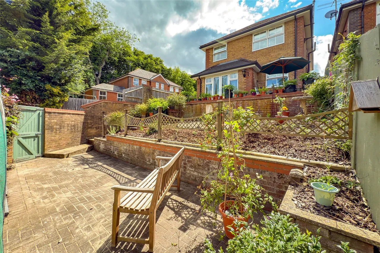 Brightview Close, St. Albans, Hertfordshire, AL2 3NH, photo 14