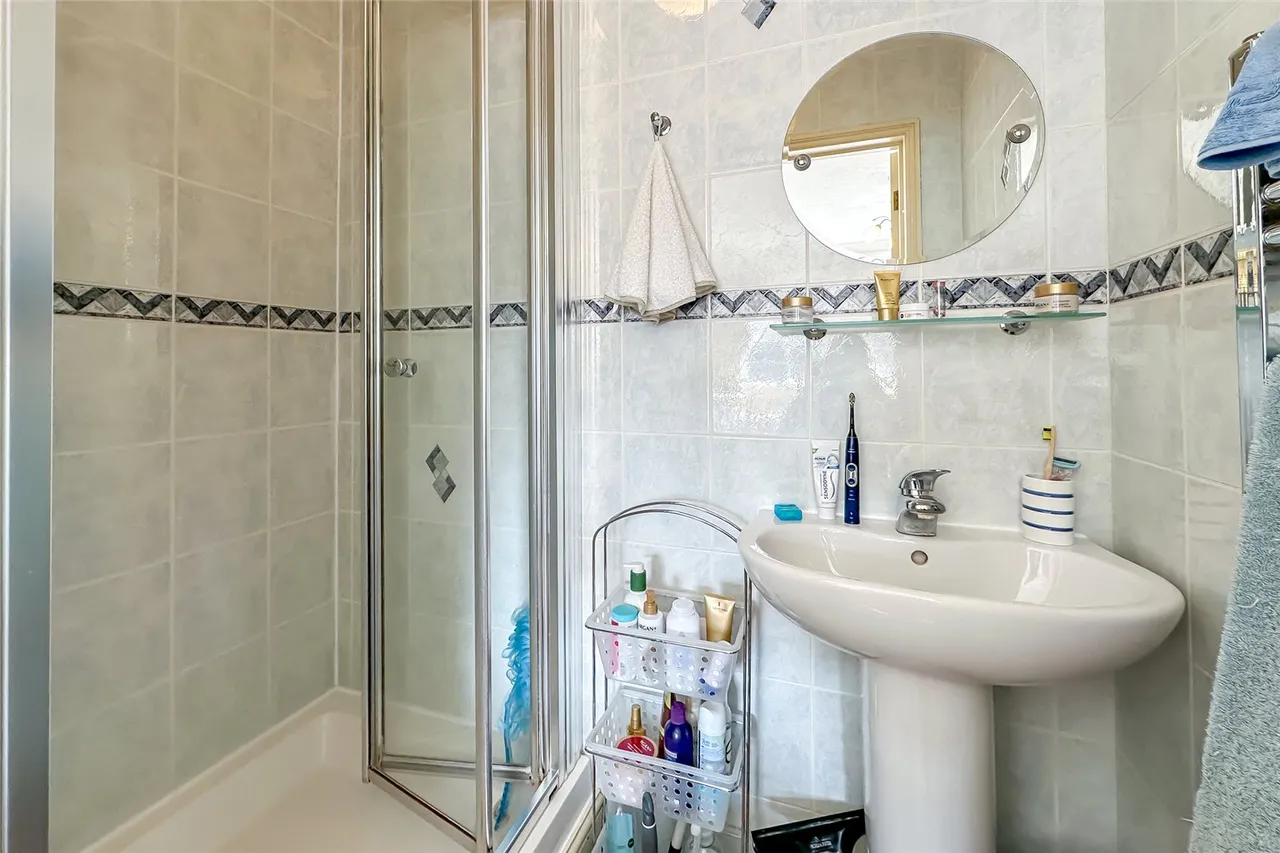Brightview Close, St. Albans, Hertfordshire, AL2 3NH, photo 8