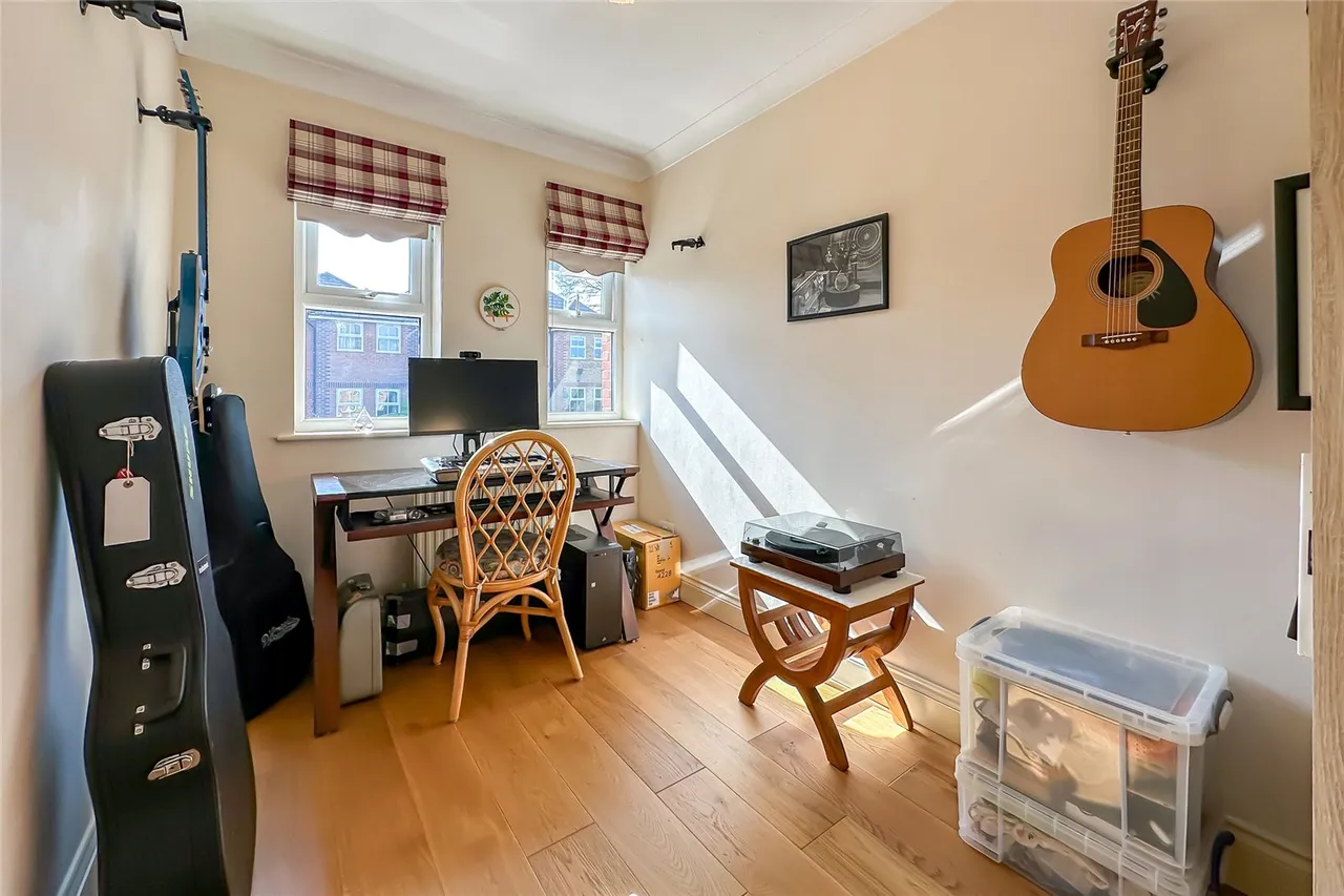 Brightview Close, St. Albans, Hertfordshire, AL2 3NH, photo 10