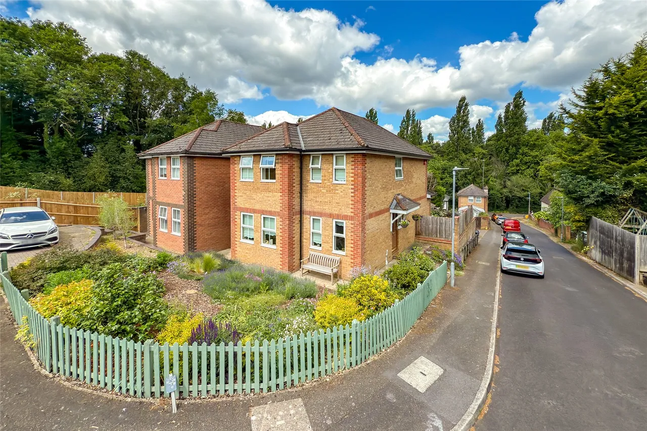 4 bed house for sale — Brightview Close, St. Albans, Hertfordshire, AL2 3NH