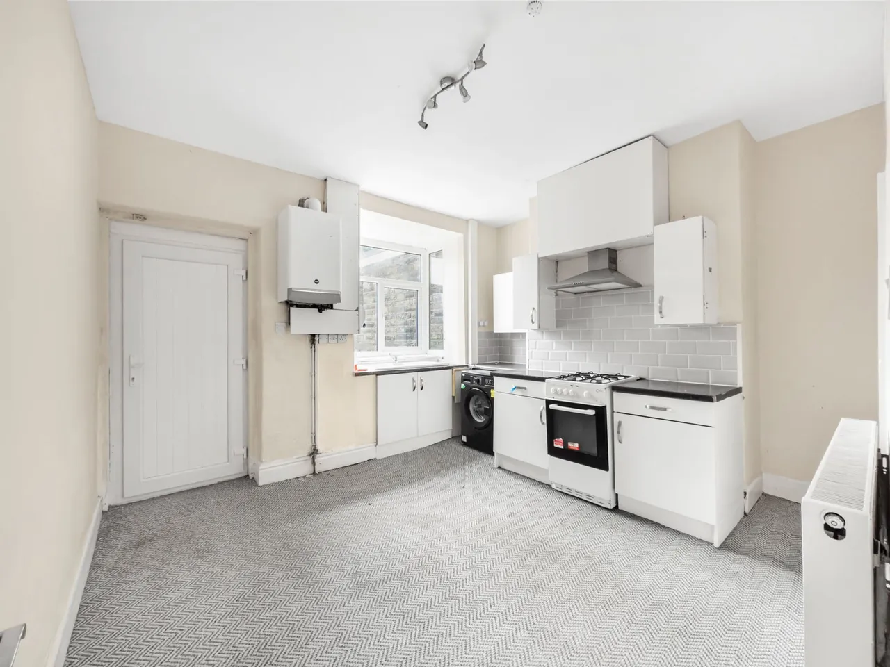 Beech Street, Padiham, BB12, photo 4