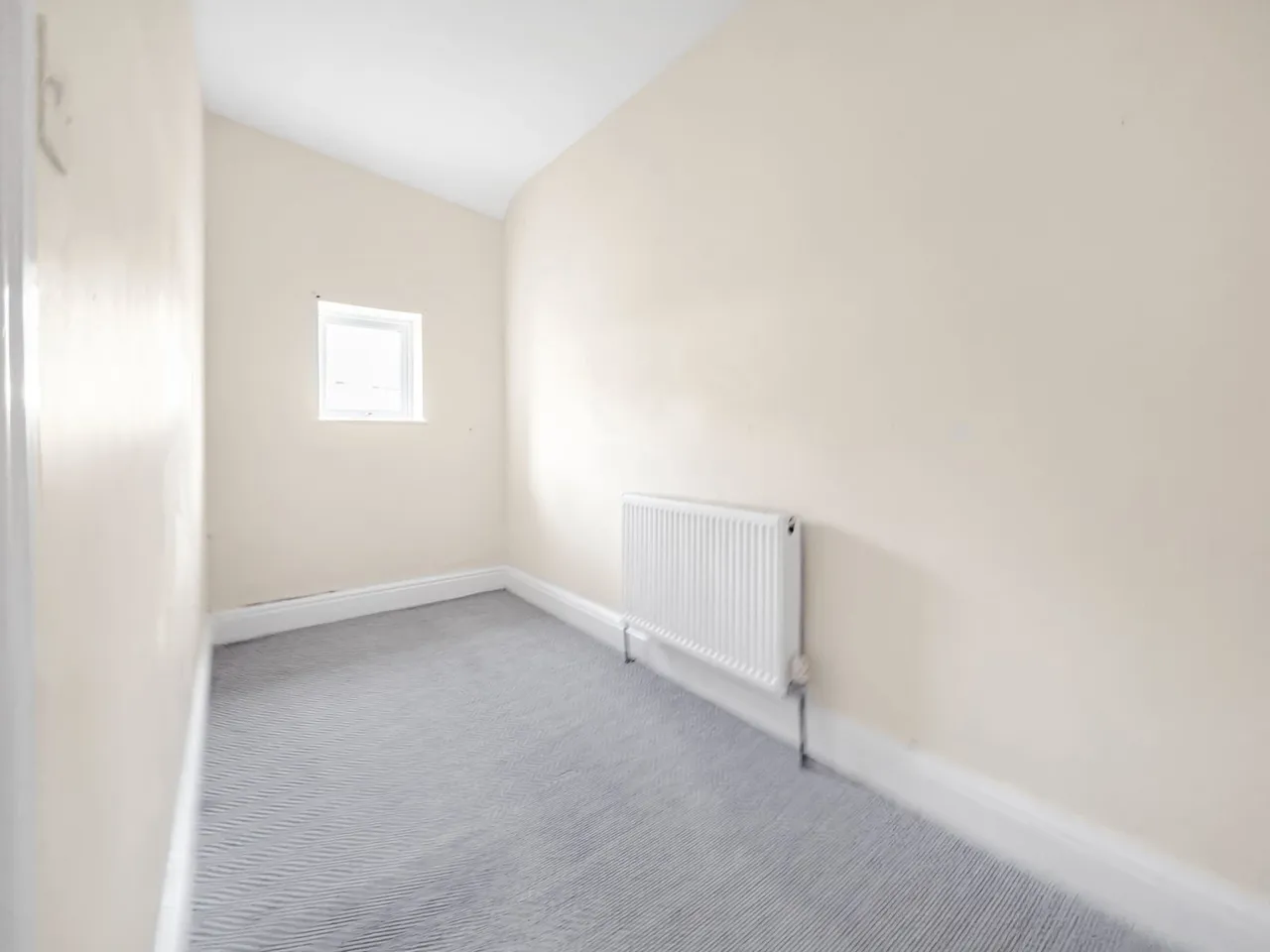 Beech Street, Padiham, BB12, photo 11