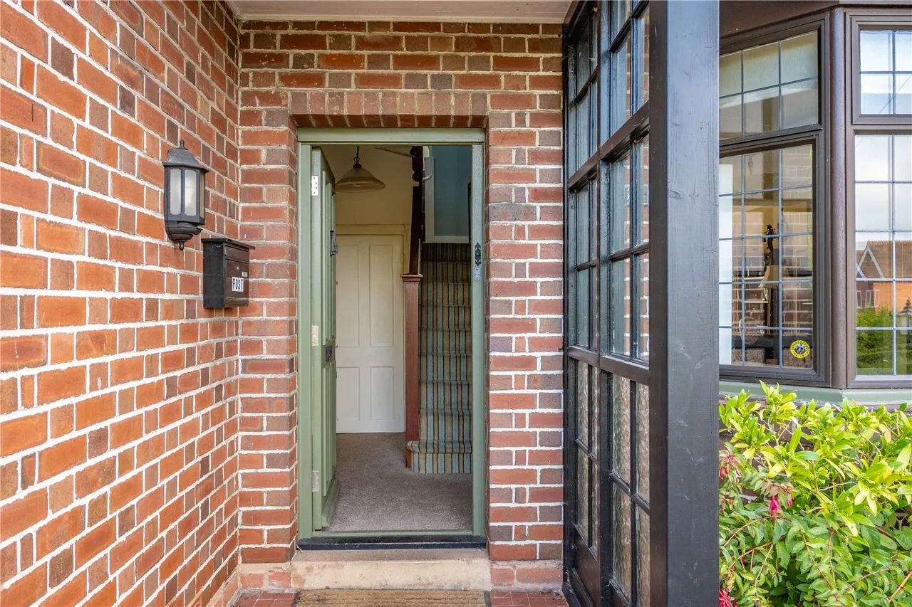 Birmingham Road, Lydiate Ash, B61, photo 4