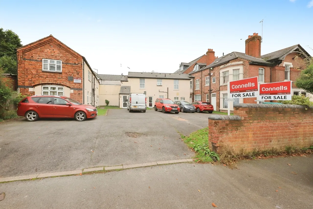 Crawford Road, Merridale, Wolverhampton, photo 2