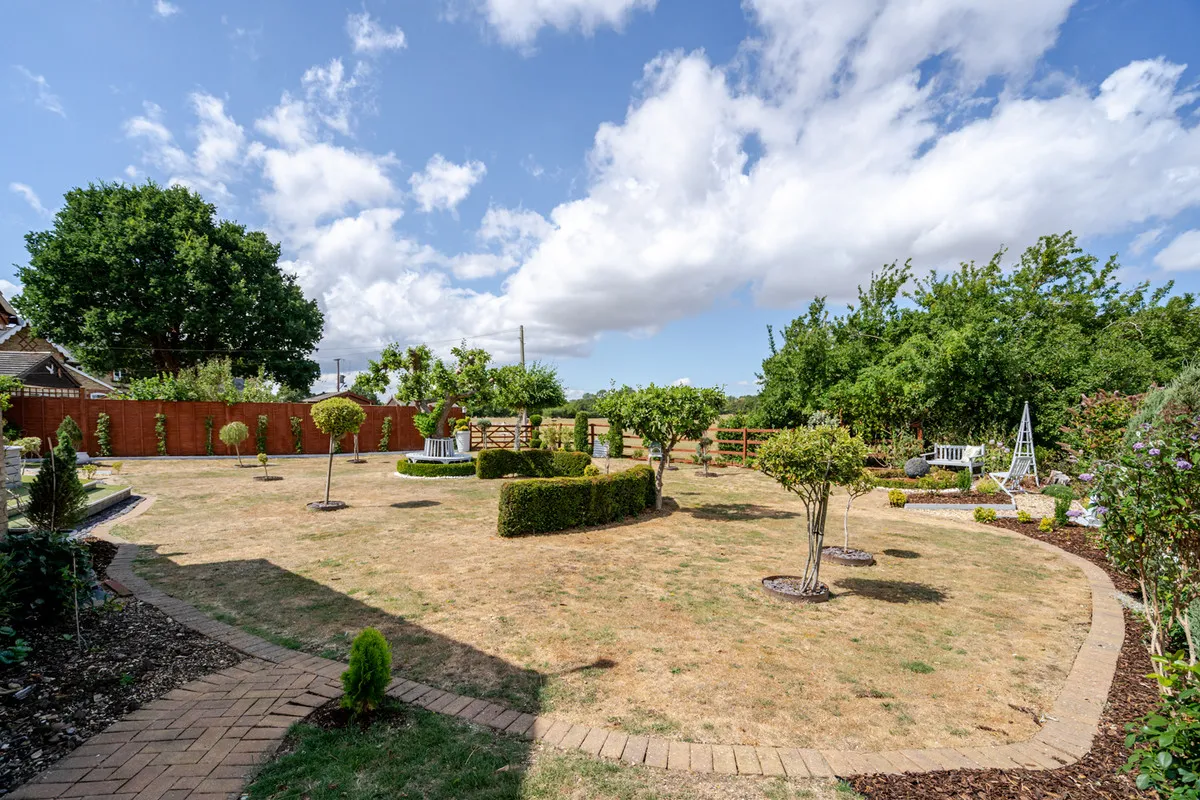 Shefford, SG17, photo 24