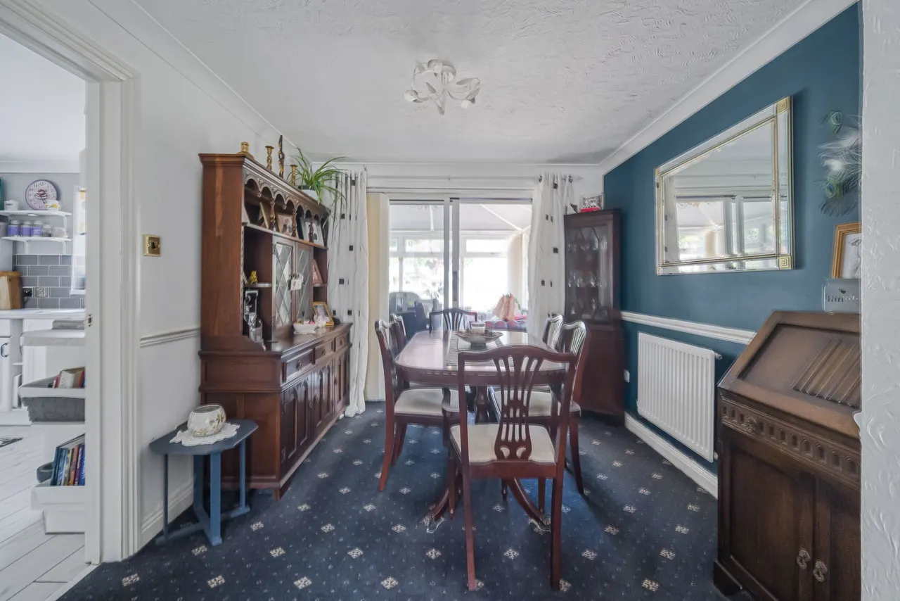 Maes Ty Gwyn, Llangennech, Llanelli, SA14 8XY, photo 9