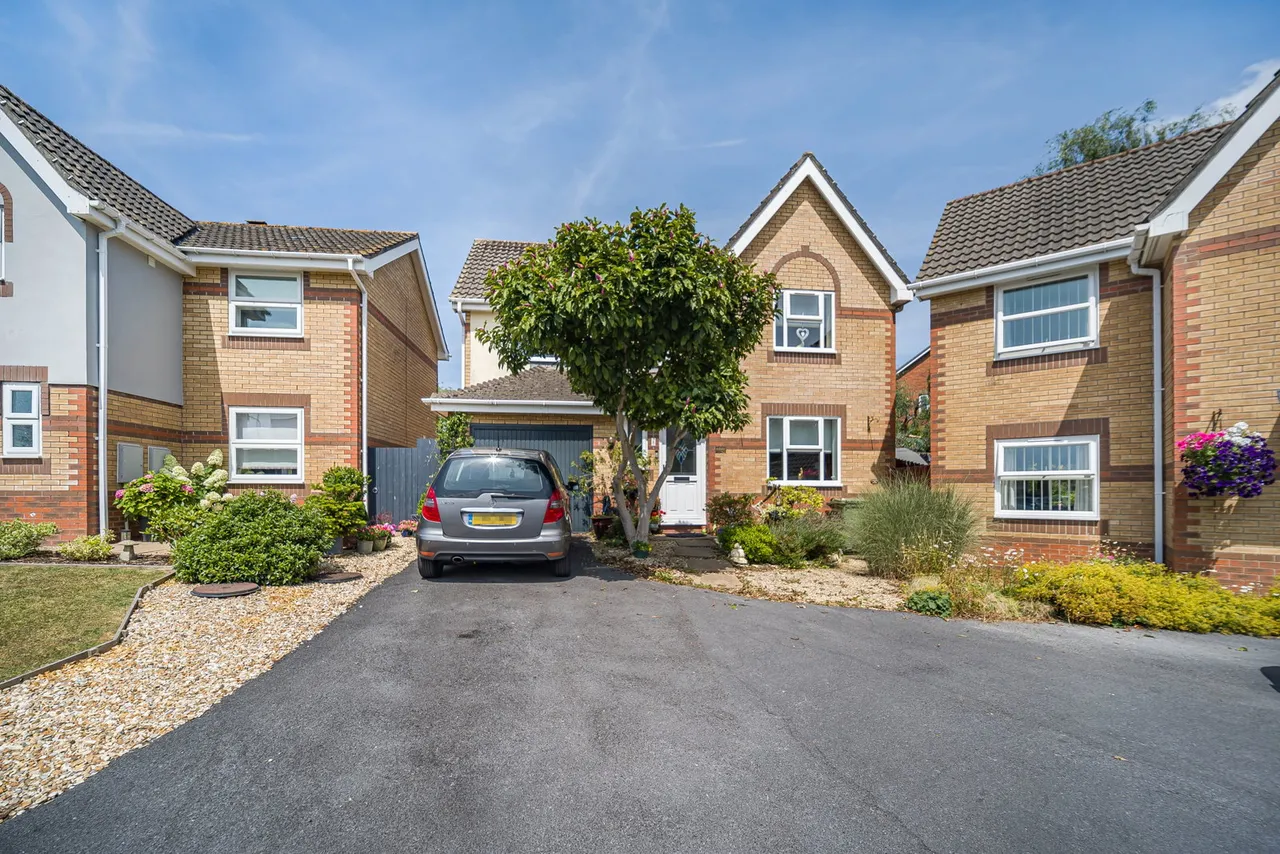 Maes Ty Gwyn, Llangennech, Llanelli, SA14 8XY, photo 2