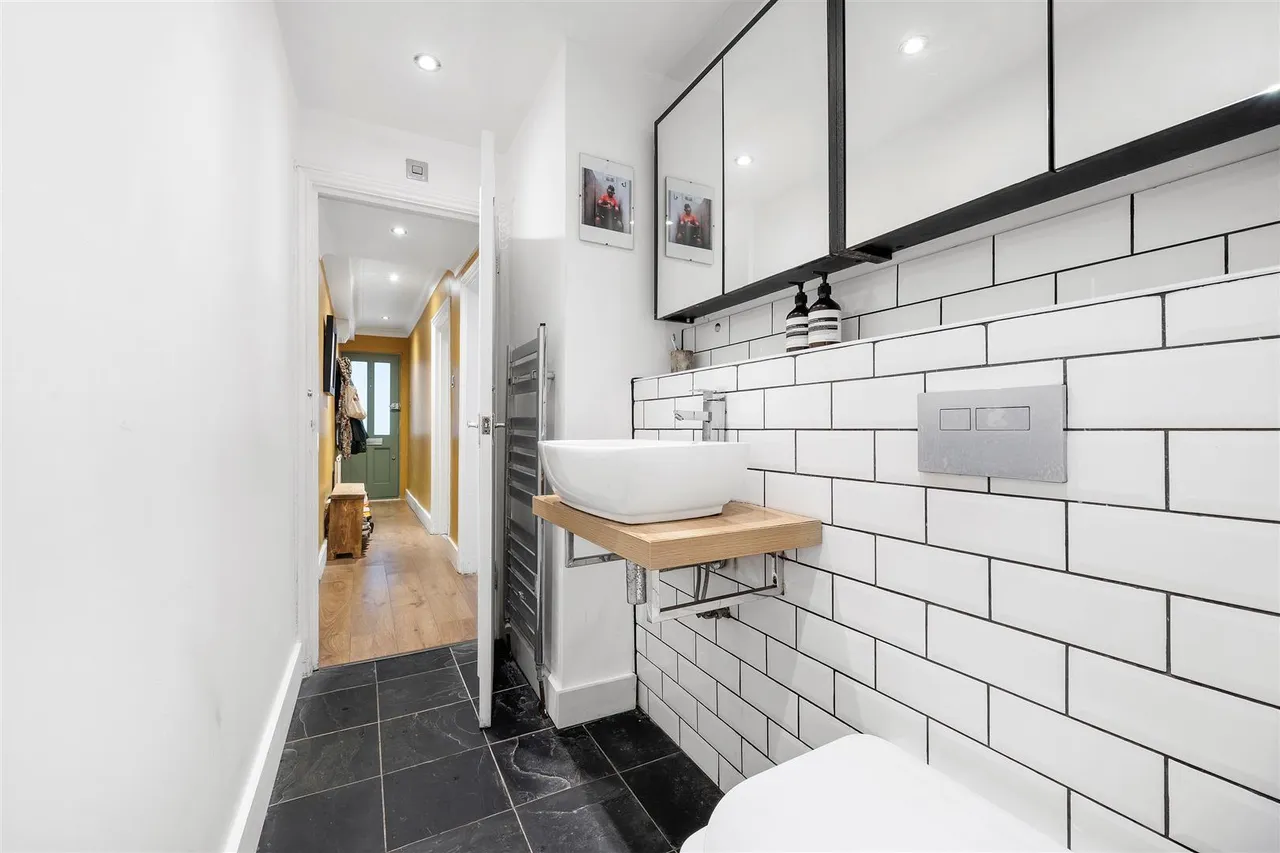 Camden Hill Road, SE19, photo 11