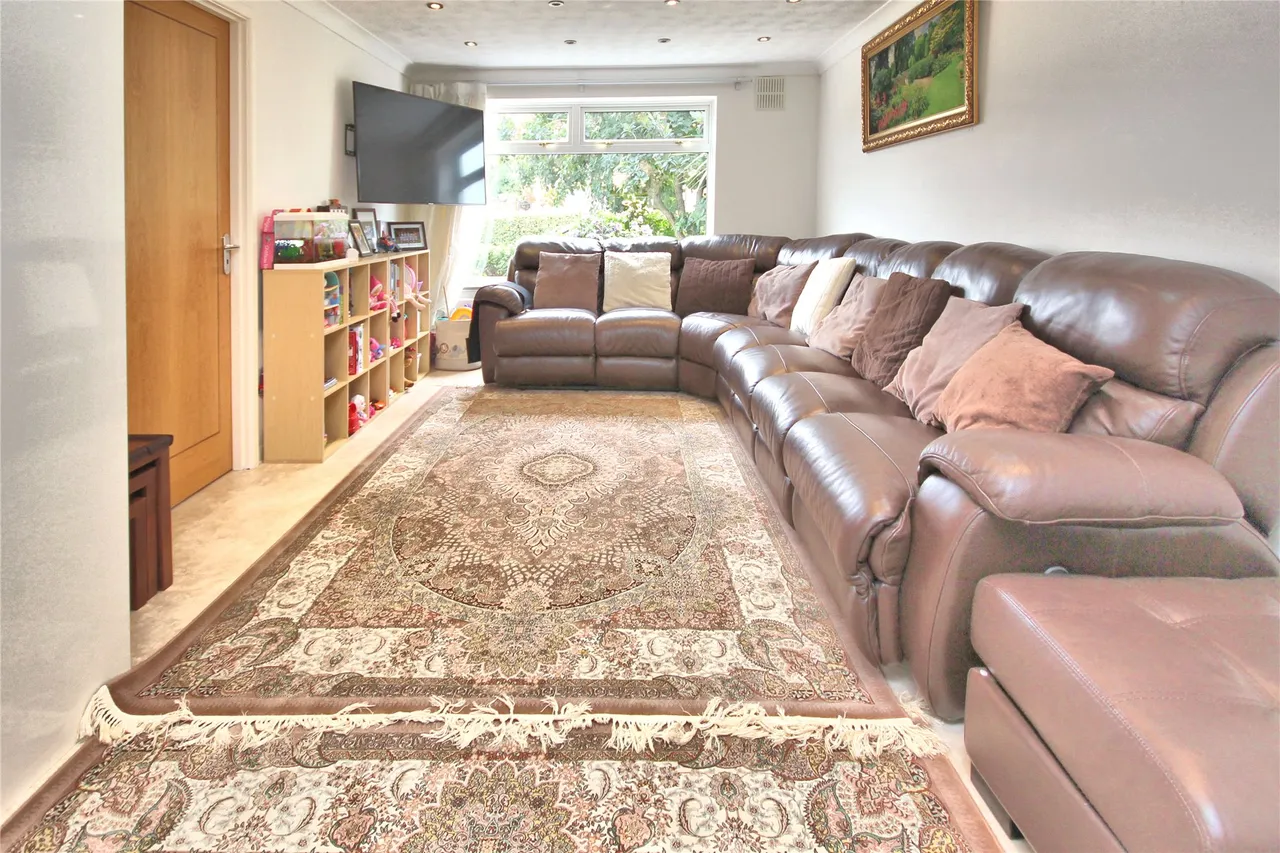 Honeypots Road, Mayford, GU22, photo 7