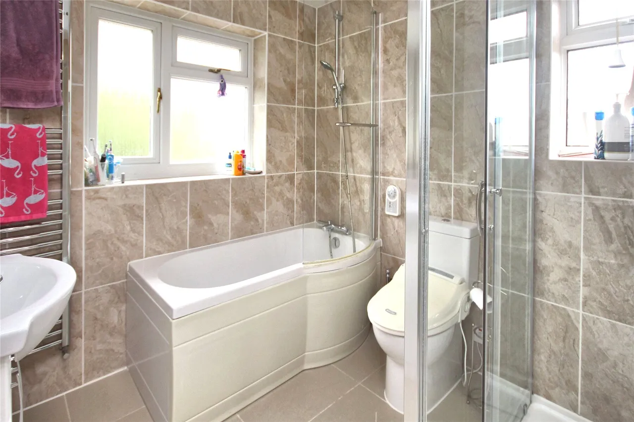 Honeypots Road, Mayford, GU22, photo 12