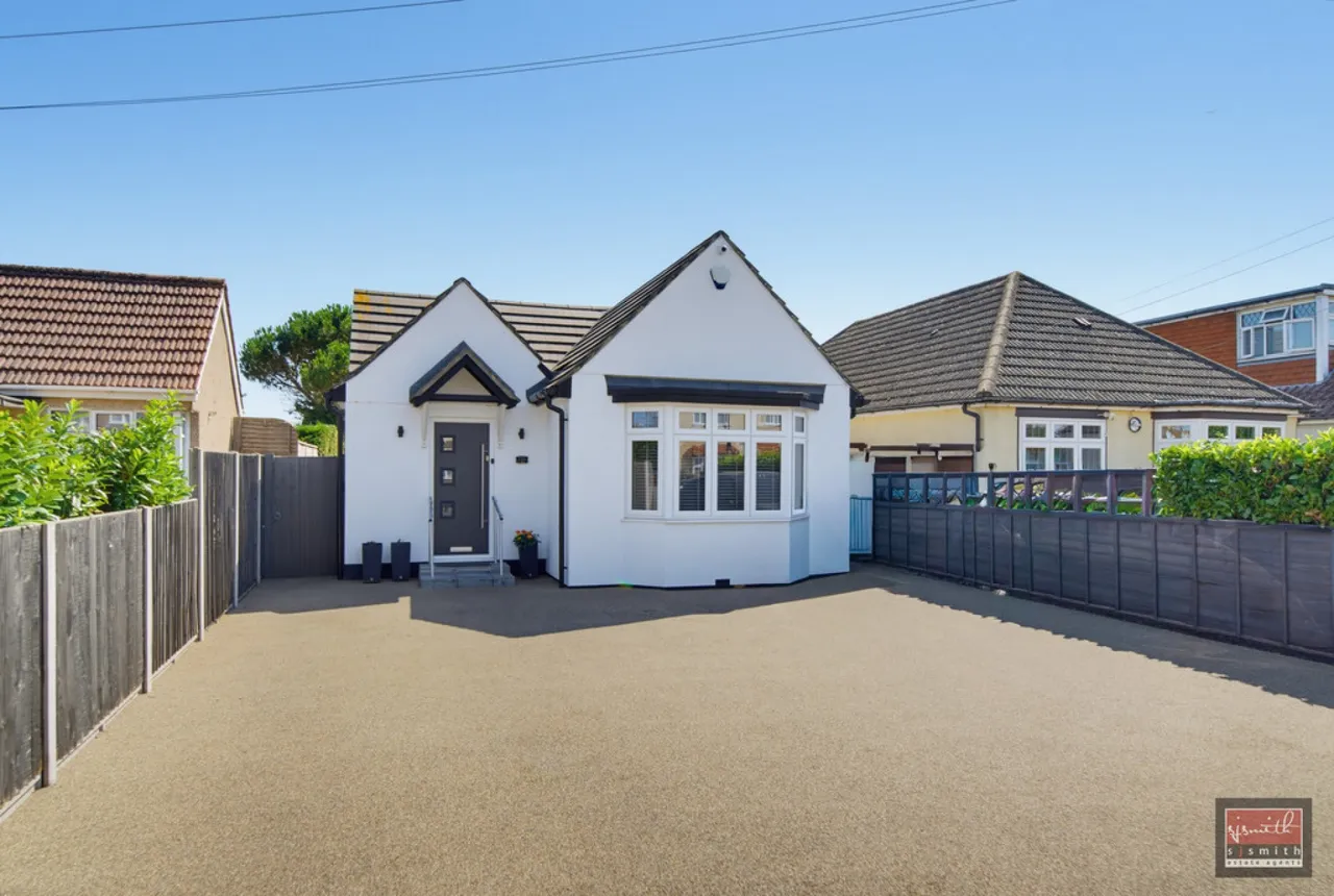 4 bed house for sale, Feltham Road, Ashford