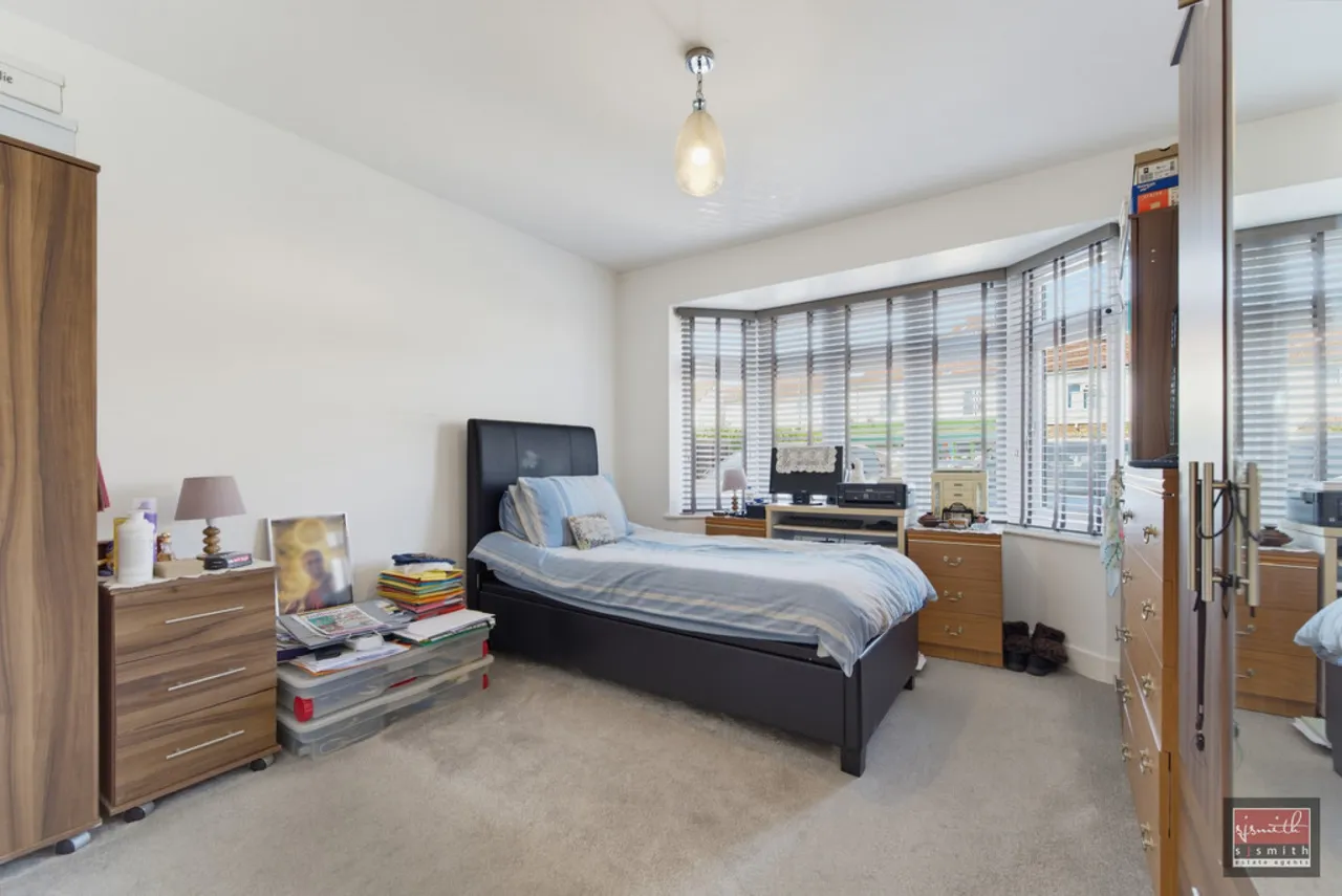 Feltham Road, Ashford, photo 6