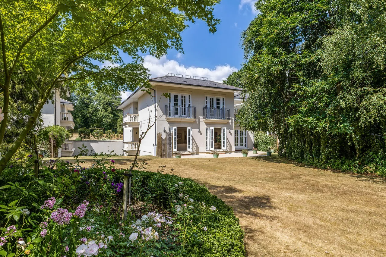Old Redding, Harrow, HA3, photo 2