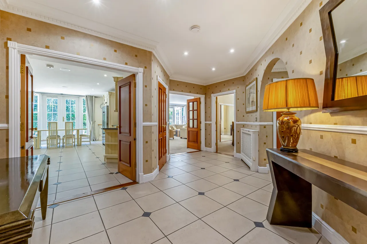 Old Redding, Harrow, HA3, photo 5