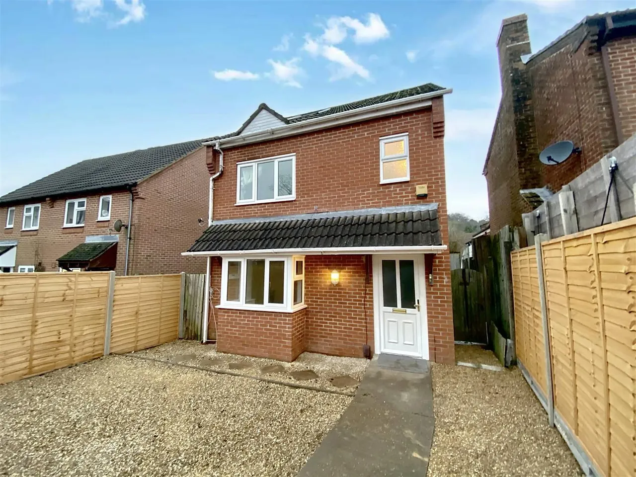 3 bed house for sale — Lovage Way, Waterlooville