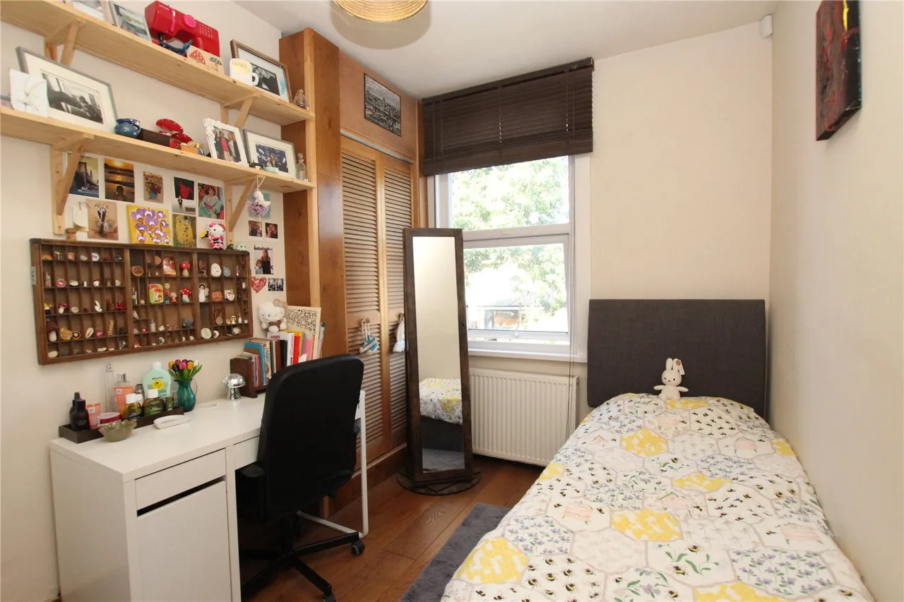 Howarth Road, Abbey Wood, SE2, photo 17