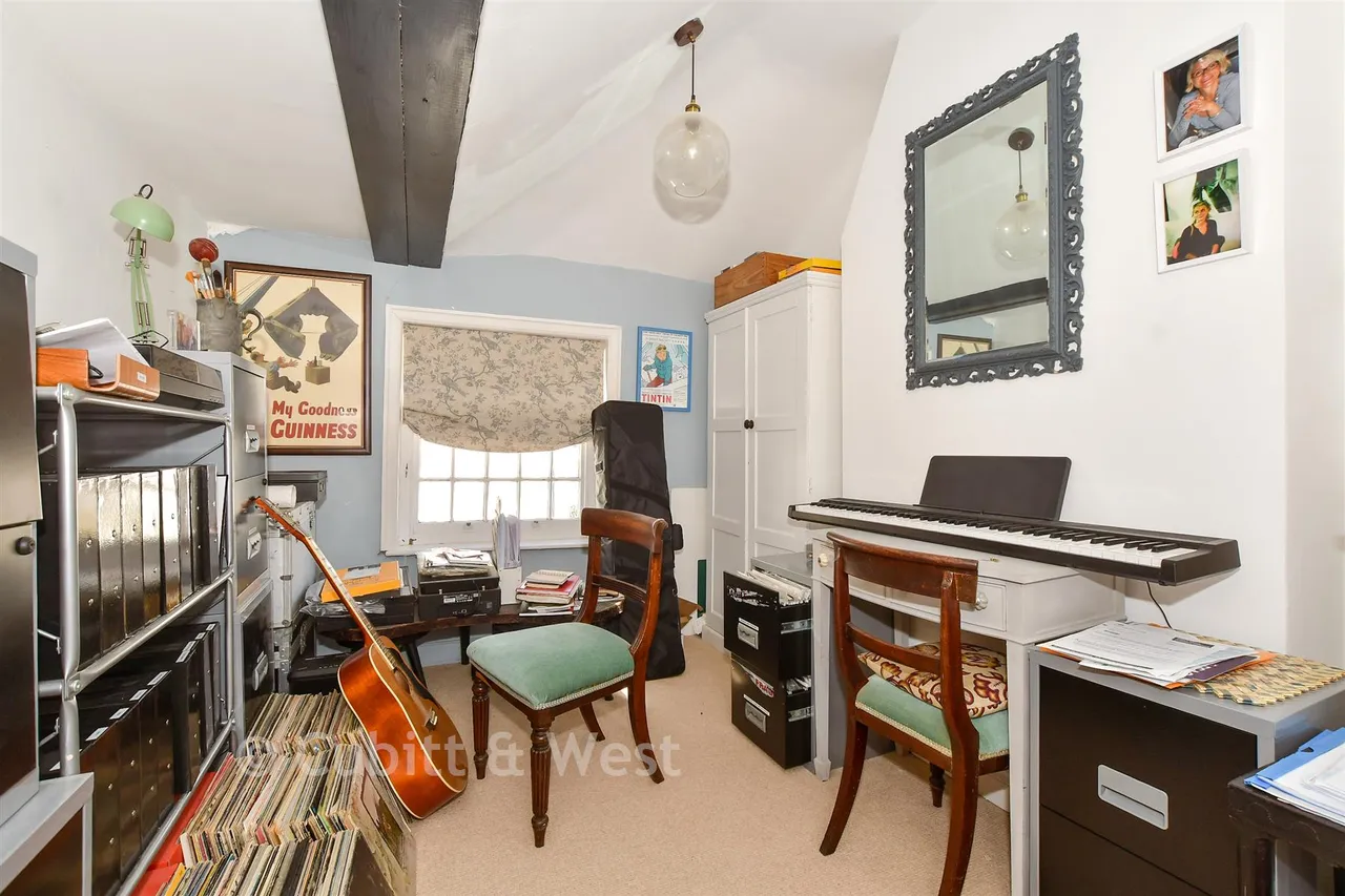 River Road, Arundel, BN18, photo 17
